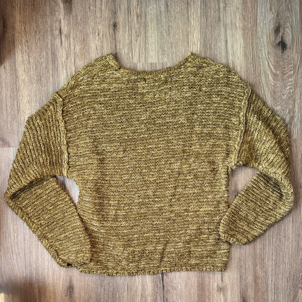 Universal Thread V-Neck Sweater - Picture 2 of 3